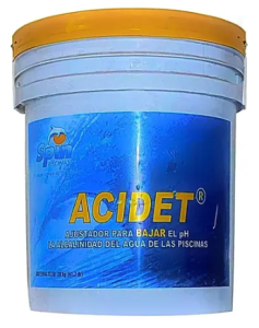 Cubeta de plástico de 28 kg de Acidet en presentación sólida (polvo o grano), de la marca Spin, un producto químico diseñado para disminuir el pH y la alcalinidad total en el agua de albercas.